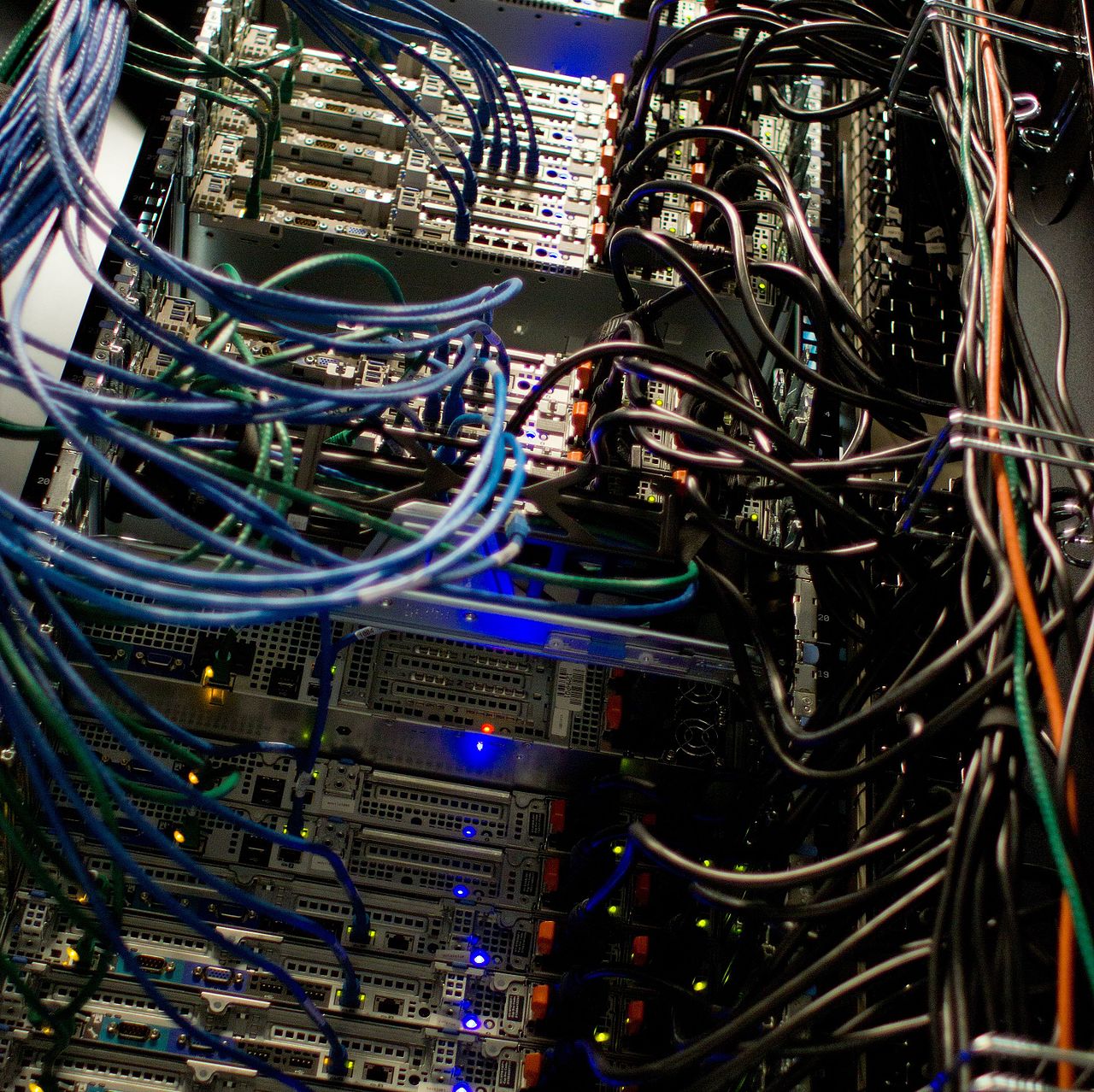 Wikimedia Foundation Servers-8055 03 square