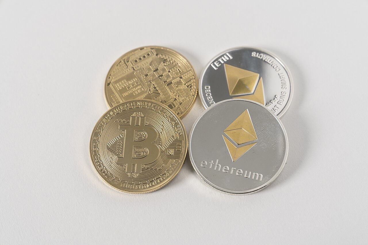 Cryptocurrency (38747838010)